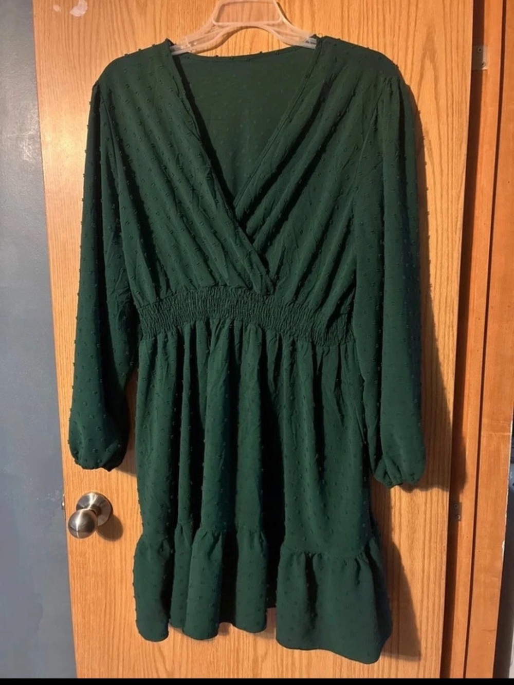 Women's Forest Green Long Sleeve V-Neck Smocked Waist Dress